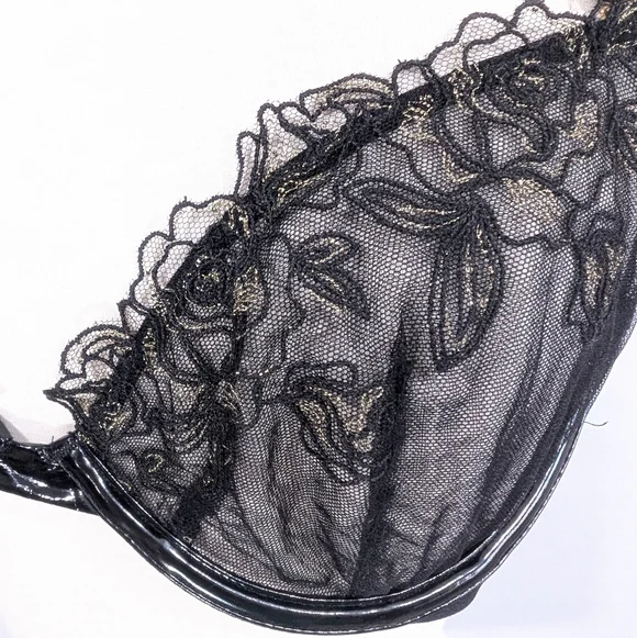 Victoria's Secret Very Sexy Demi Bra 34D New Sheer Low Cut Faux Leather Halter